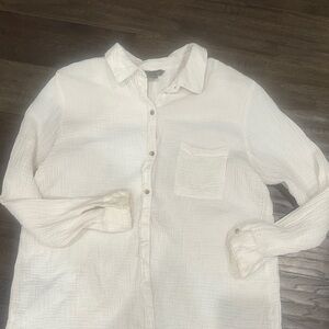 Naturals White Textured Button-Up Shirt